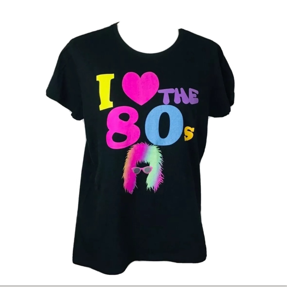 I love the 80s tee shirt big hair days. Z19